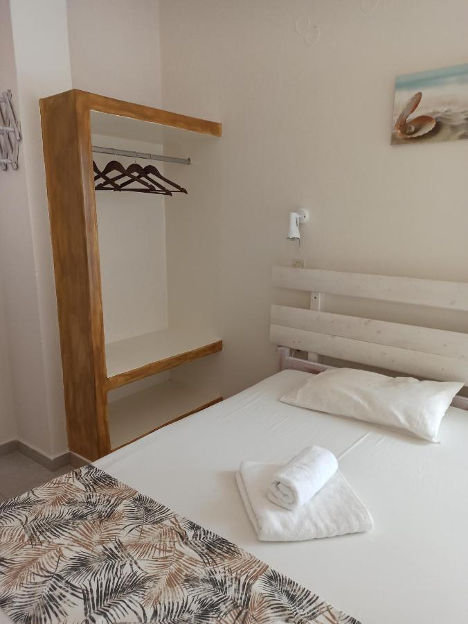 Peaceful Bay Hotel Mégas Yialós-Nítes Kültér fotó